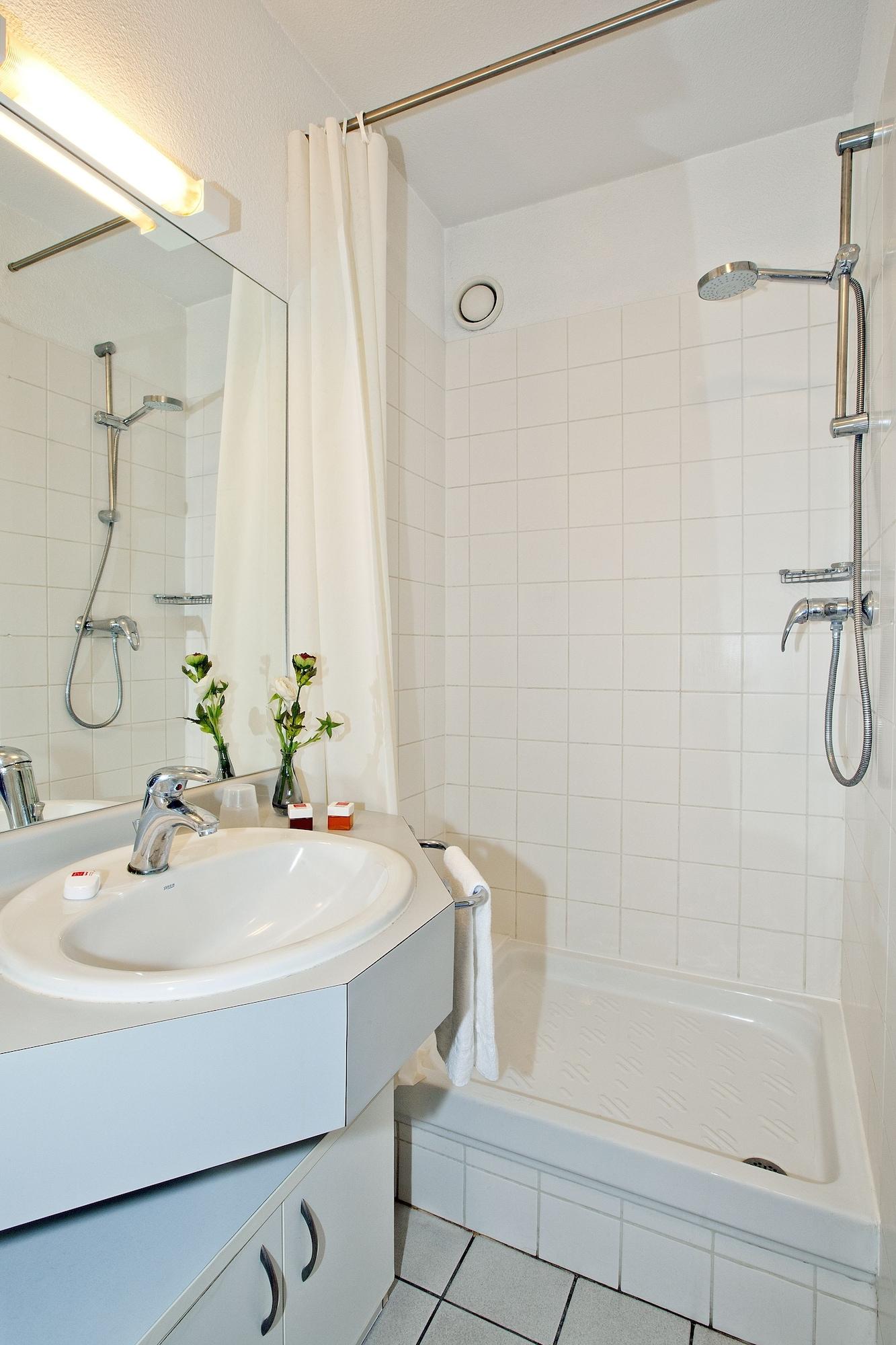 Sejours & Affaires Orleans Jeanne D'Arc Aparthotel Buitenkant foto