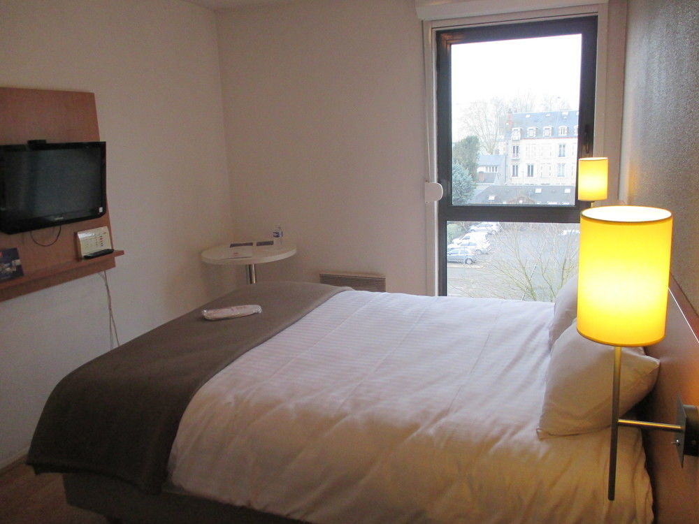 Sejours & Affaires Orleans Jeanne D'Arc Aparthotel Buitenkant foto
