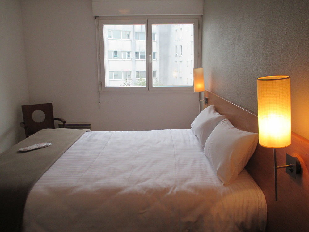 Sejours & Affaires Orleans Jeanne D'Arc Aparthotel Buitenkant foto
