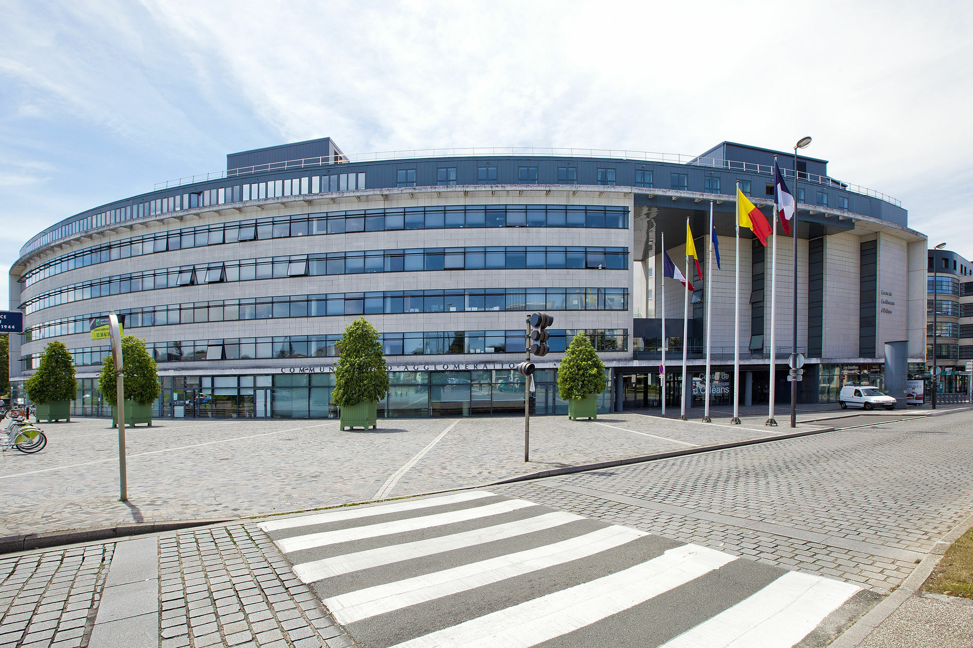 Sejours & Affaires Orleans Jeanne D'Arc Aparthotel Buitenkant foto
