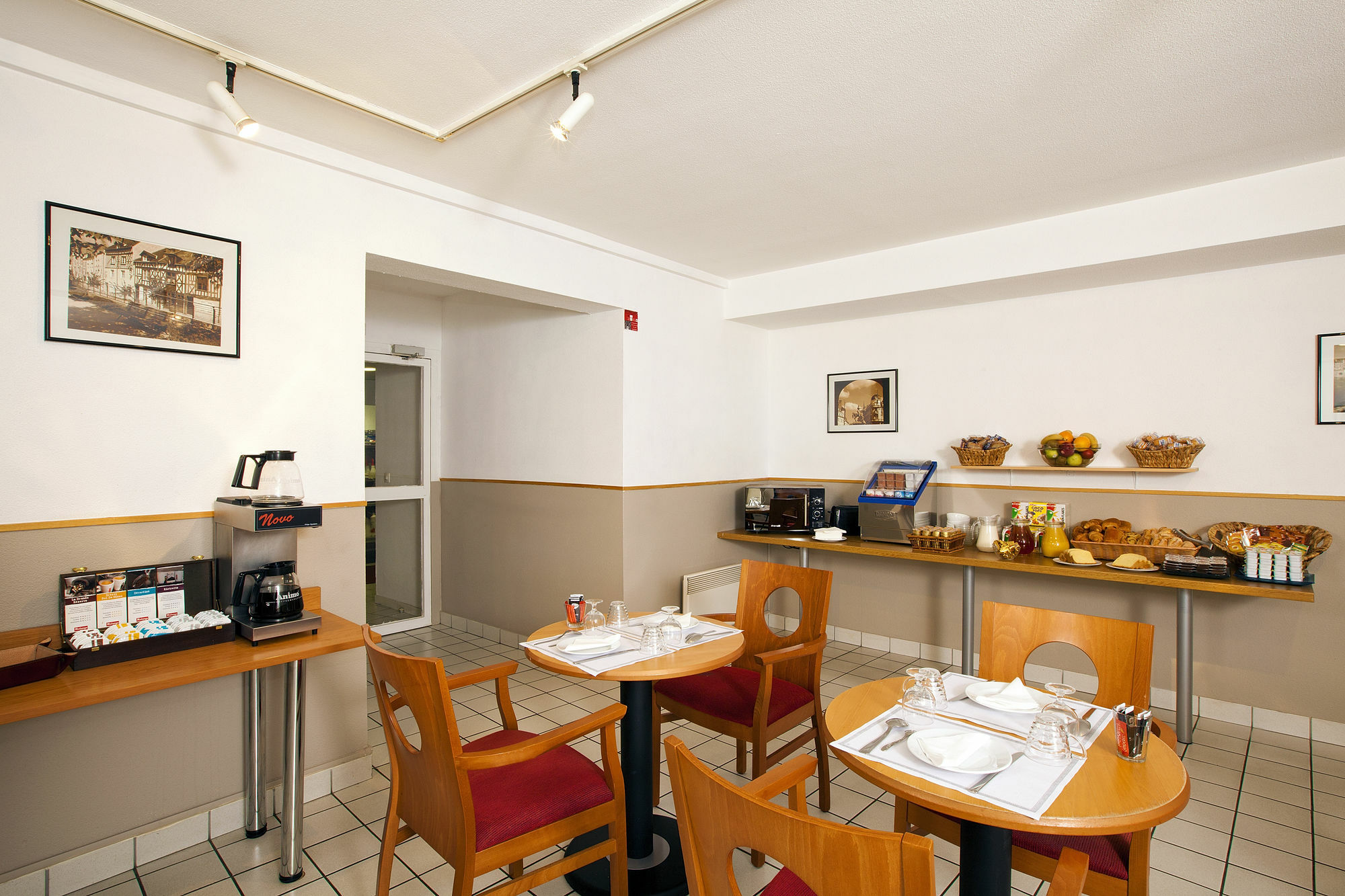 Sejours & Affaires Orleans Jeanne D'Arc Aparthotel Buitenkant foto